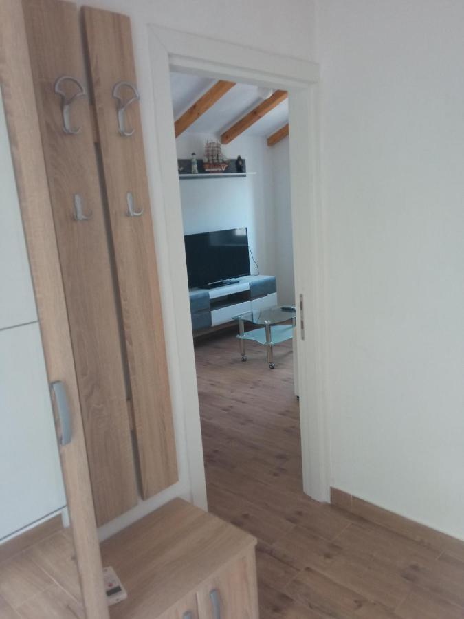 Apartment Rosic เปราสต์ ภายนอก รูปภาพ