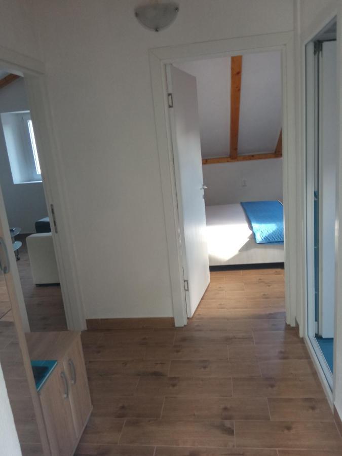 Apartment Rosic เปราสต์ ภายนอก รูปภาพ