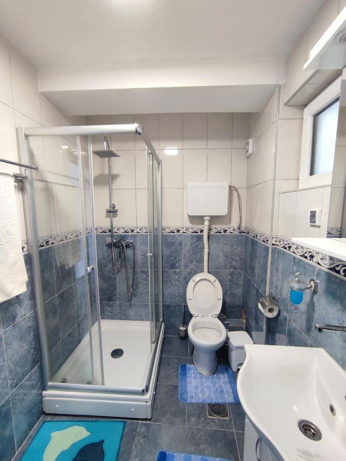 Apartment Rosic เปราสต์ ภายนอก รูปภาพ