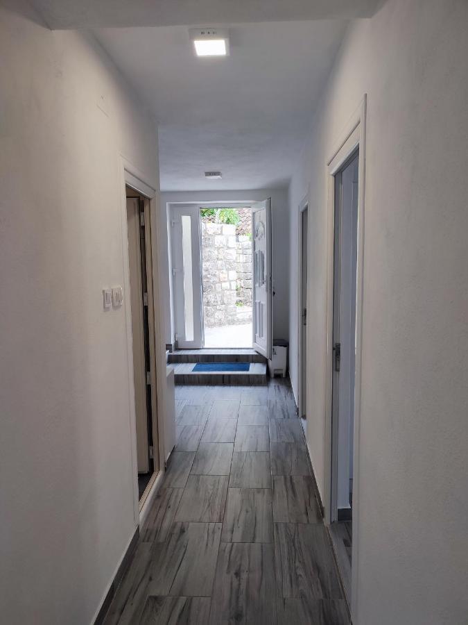 Apartment Rosic เปราสต์ ภายนอก รูปภาพ